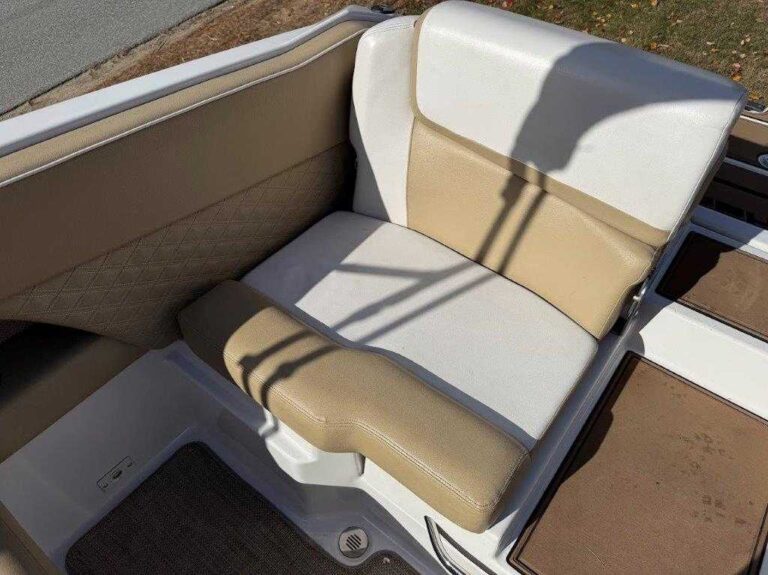 2016 Scarab 255 HO Platinum US-PSBSD071K516 [photo 23]